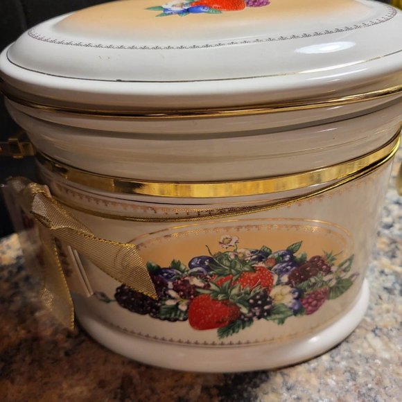 2010 Knotts Berry Farm Oval Cookie Jar - Really Sweet Addition - Picture 8 of 10